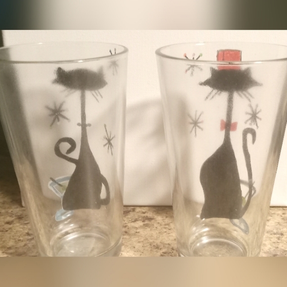 Handpainted Mid-century Inspired Black Atomic Cat Cocktail Glasses Set of 2 - Picture 4 of 4